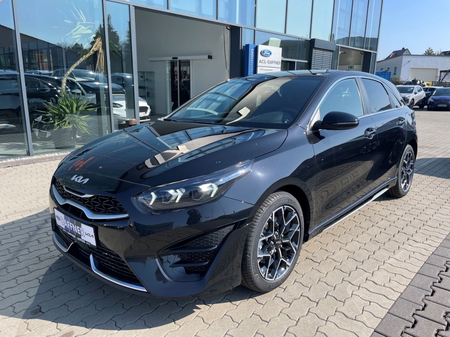 Fahrzeugabbildung Kia Ceed GT Line Navi Leder JBL LED ACC Digit.Cockpi