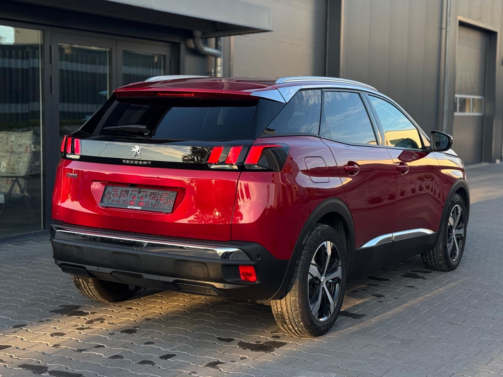 Peugeot 3008 KAMER-360°/LEDER/PANO/KeyLess/AHK+