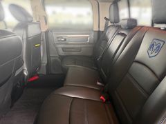DODGE RAM 1500 V8 5,7L HEMI BIG HORN 4x4