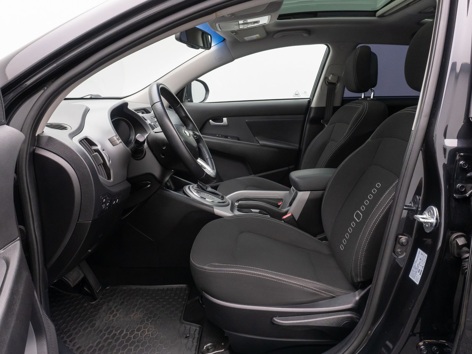 Fahrzeugabbildung Kia Sportage Attract 2WD Kamera FahrAss BremsAss LM