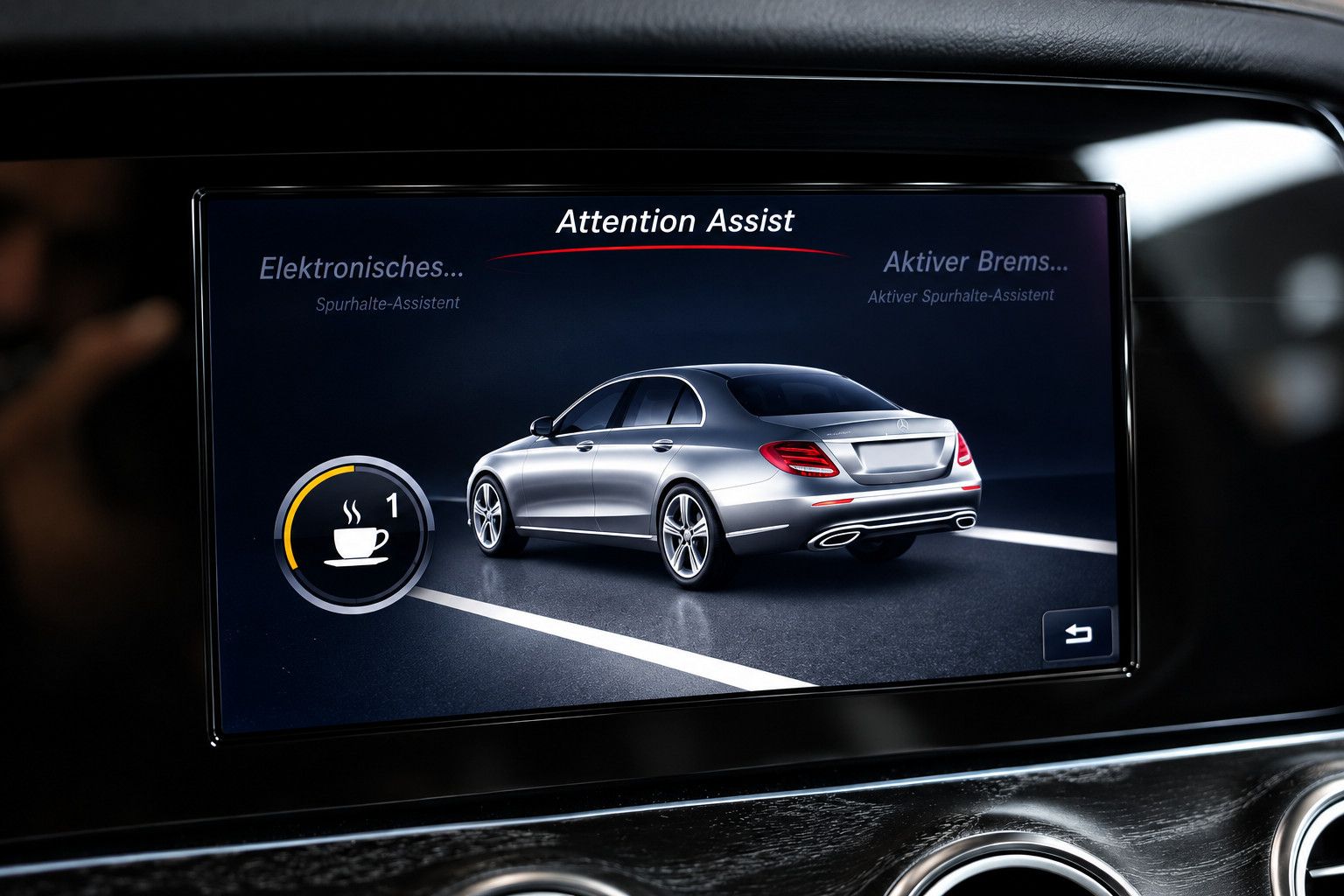 Fahrzeugabbildung Mercedes-Benz E 43 AMG E 43 AMG 4Matic *Ambiente*MultibeamLED*