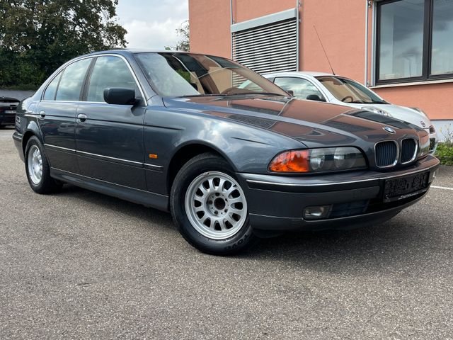 BMW 520i / 2.Hand/ Klimaaut./Schiebedach/ ROSTFREI