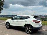 Nissan Qashqai 1.6 DIG-T N-CONNECTA | Panoramadach - Nissan Qashqai: Privatanbieter