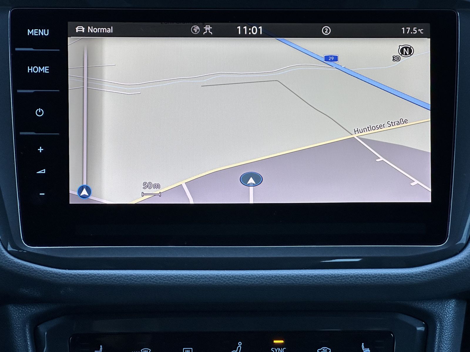 Fahrzeugabbildung Volkswagen Tiguan eHybrid R-Line Black NAV+LED+ACC+20ZO+AHK
