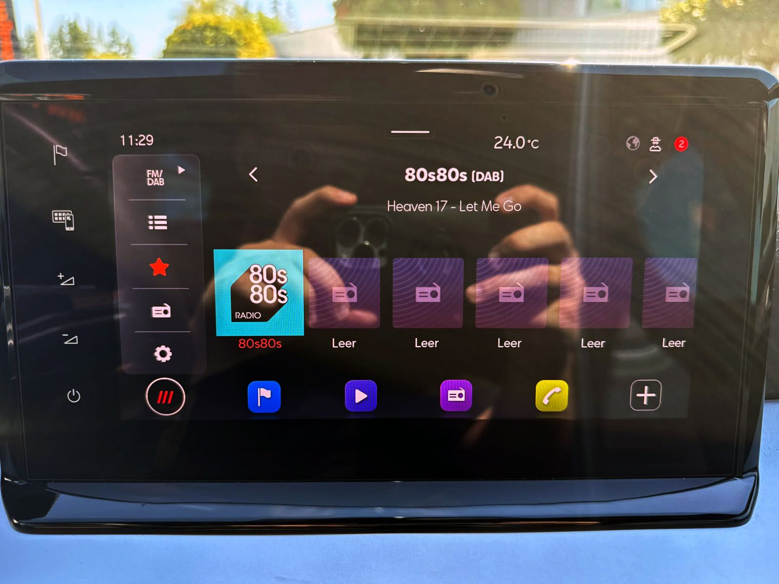 Fahrzeugabbildung SEAT Arona 1.0 TSI DSG FR LED NAV KAM PDC ACC AHK