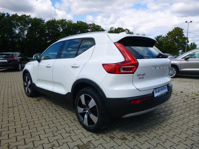 Fahrzeugabbildung Volvo XC40 D4 Momentum Pro AWD >AUT/NAV/LED/4x4<