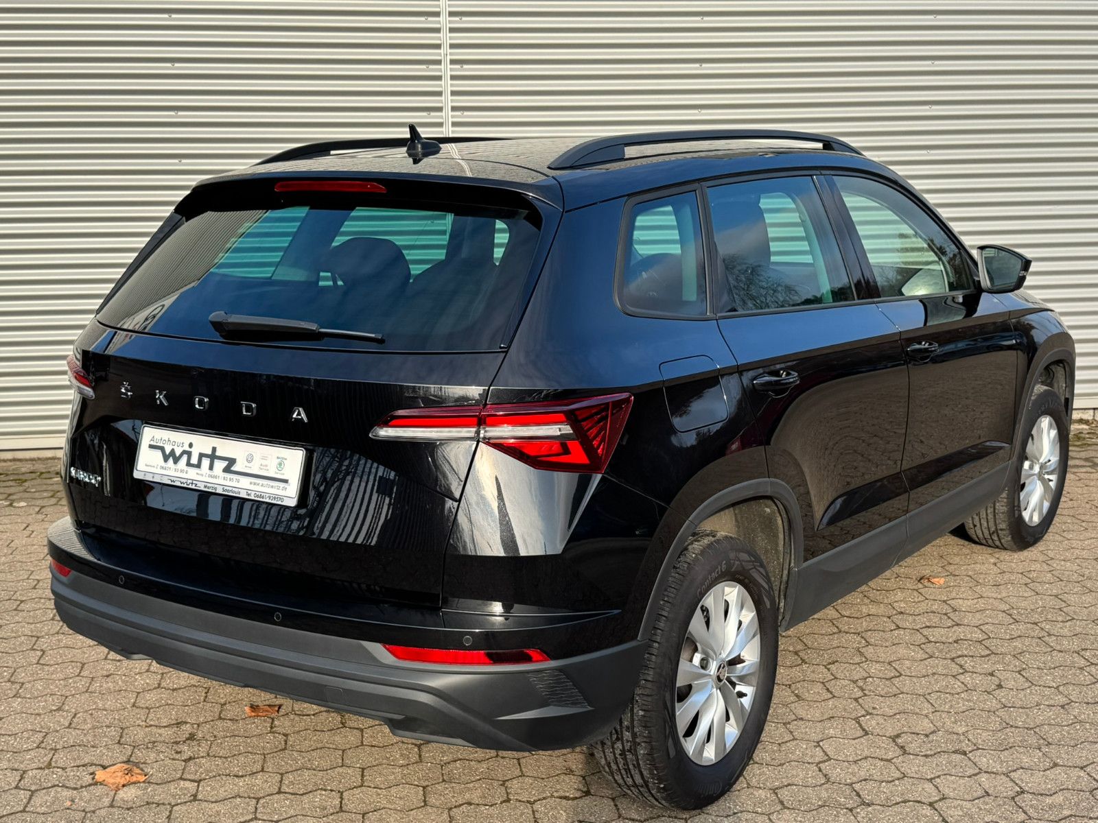 Fahrzeugabbildung SKODA Karoq Ambition 1.0 TSI Tempomat LED SHZ