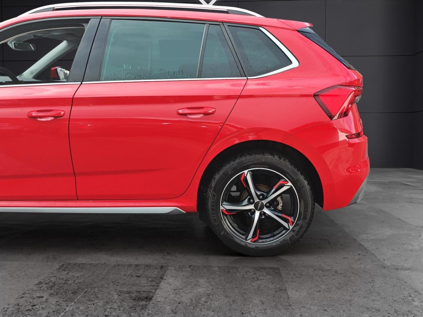 Skoda Kamiq Style LED ACC CarPlay SHZ 8-fach
