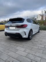 BMW M135i xDrive LIVE-COCKPIT + HUD + H&K + LEDER - BMW M135 aus 2020
