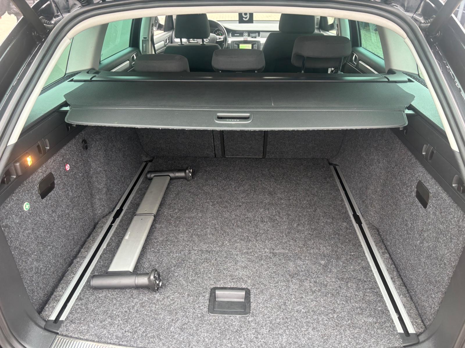 Skoda Superb 2015 — photo 13