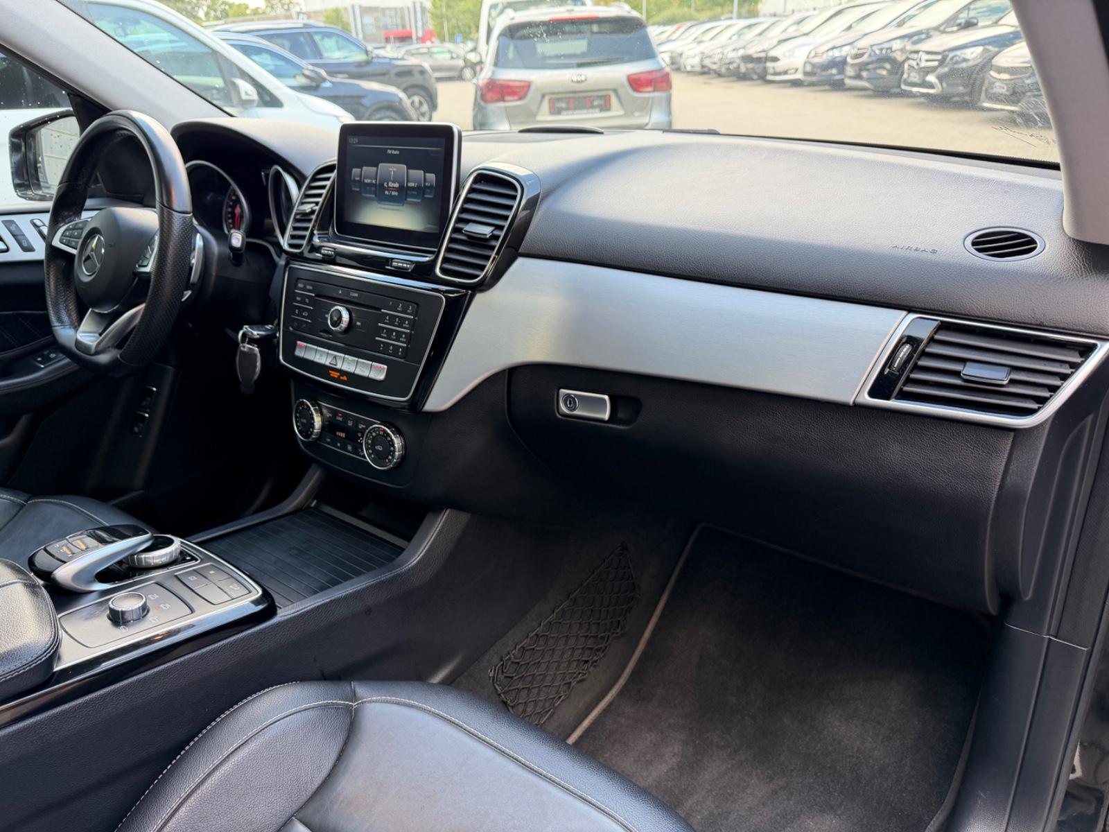 Mercedes-Benz GLE 350 d 4Matic AMG/LEDER/NAVI/LED/AHK/
