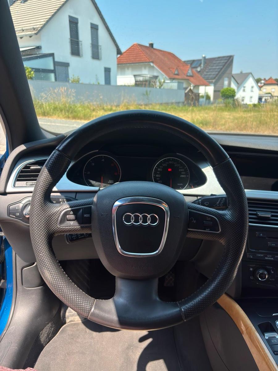 Audi A4 2008 — photo 13