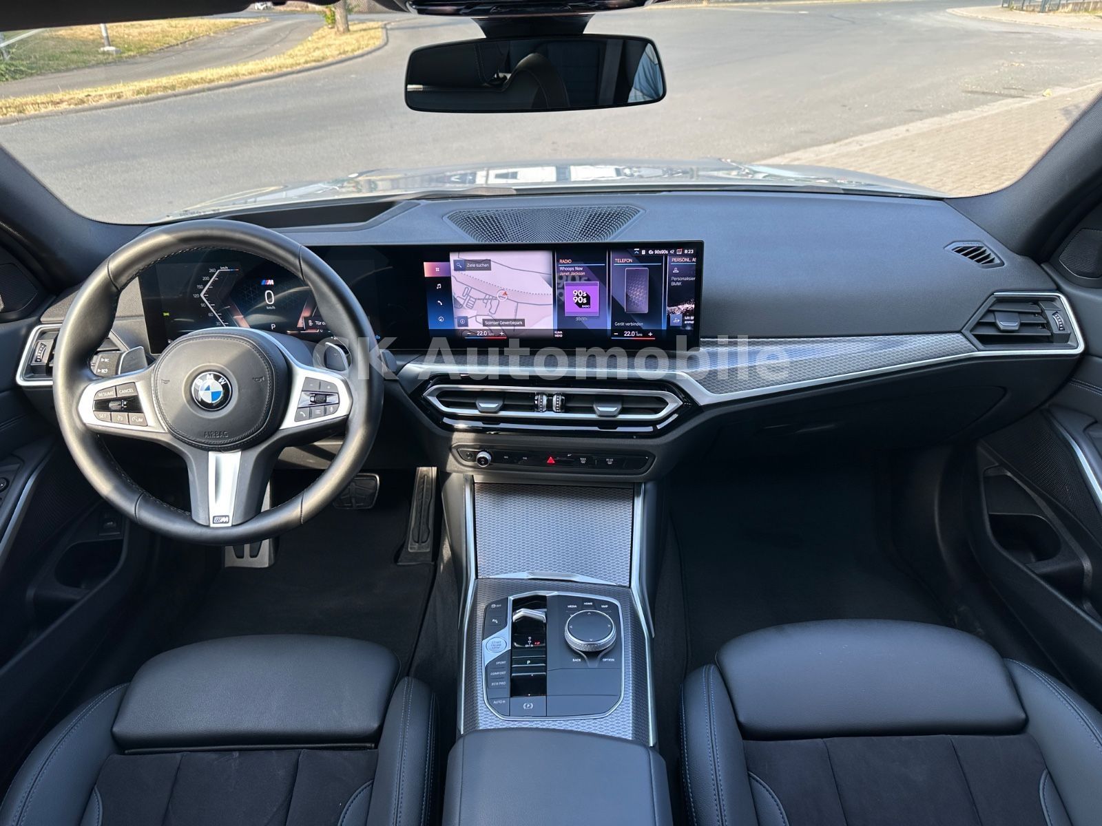 Fahrzeugabbildung BMW 330d xDrive Touring M-Sport/Navi/Head-Up/LED/Kam