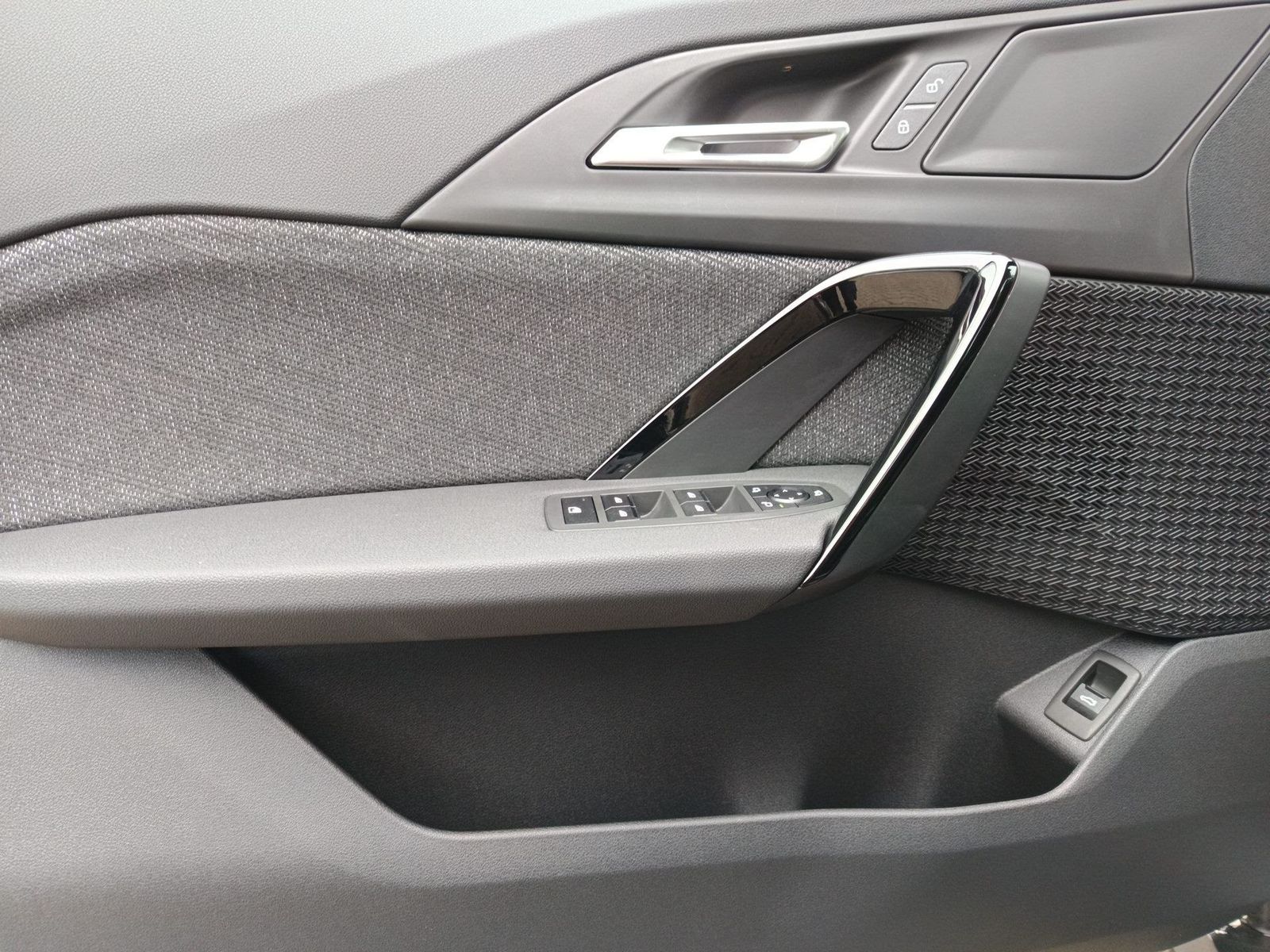 BMW iX1 - Bild 14