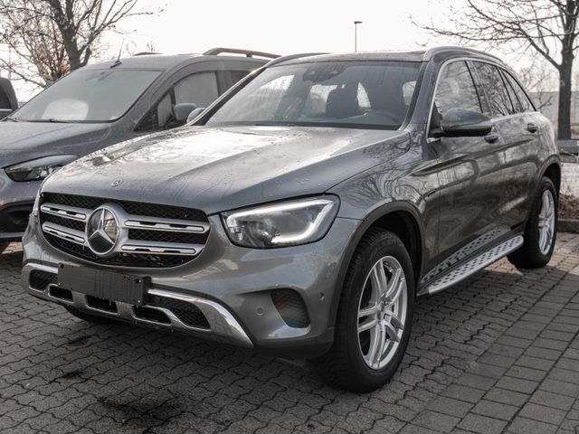 Mercedes-Benz GLC 300 e 4M RüKam+Pano+AHK+20+Smartph.