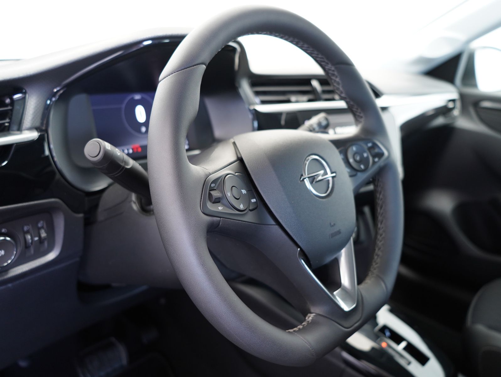 Fahrzeugabbildung Opel Corsa F 1.2 Turbo Elegance DAB/LED/PDC/SHZ