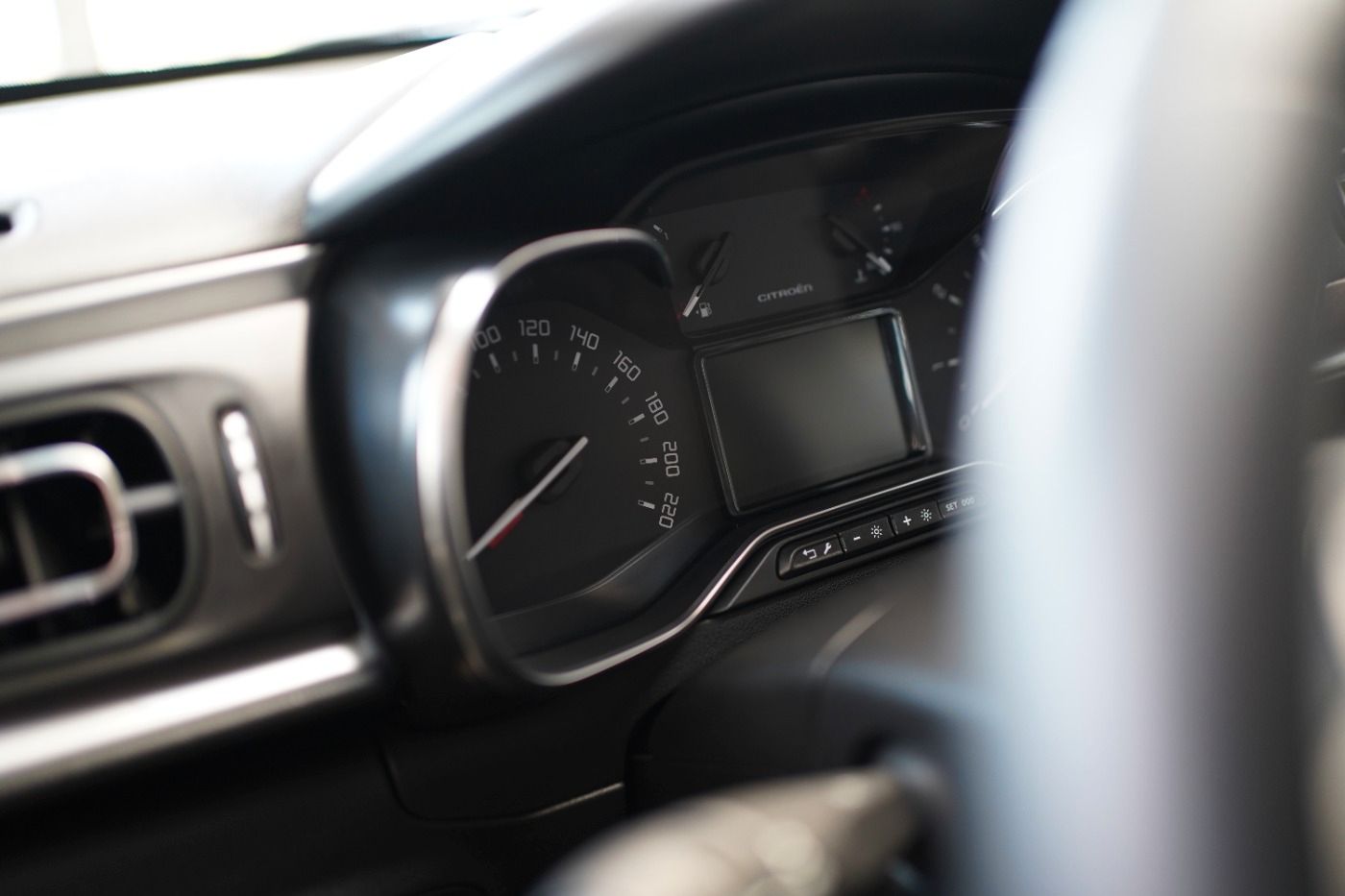 Fahrzeugabbildung Citroën C3 PureTech 83 Max Sitzheizung Navi DAB Klima