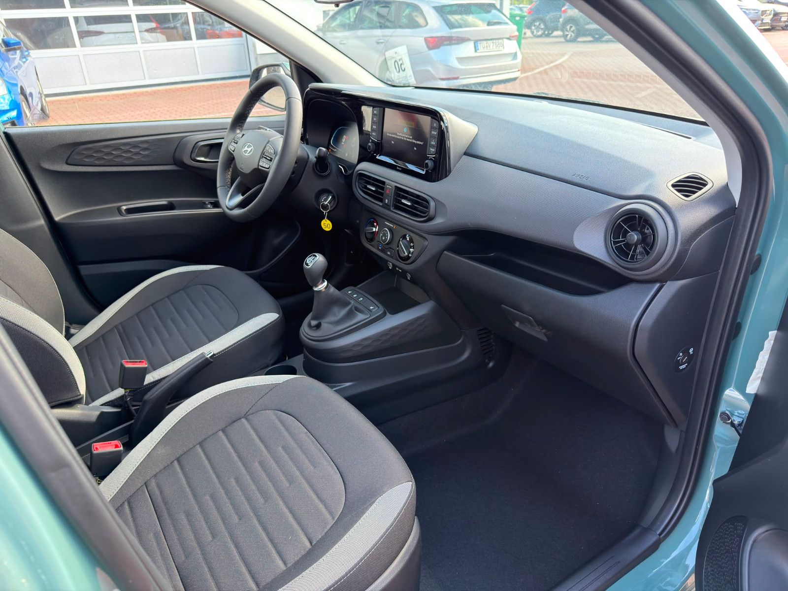 Fahrzeugabbildung Hyundai i10 1.0 Trend *Klima*Navi*CarPlay*PDC*RFKamera*