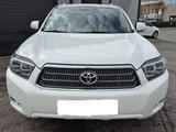 Toyota Highlander 7 Sitz Aut Hybrid/Benzin Navi Kamera - Toyota Highlander mit Schiebedach