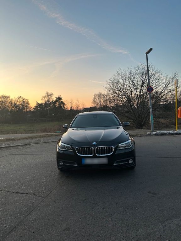 Image of BMW 530