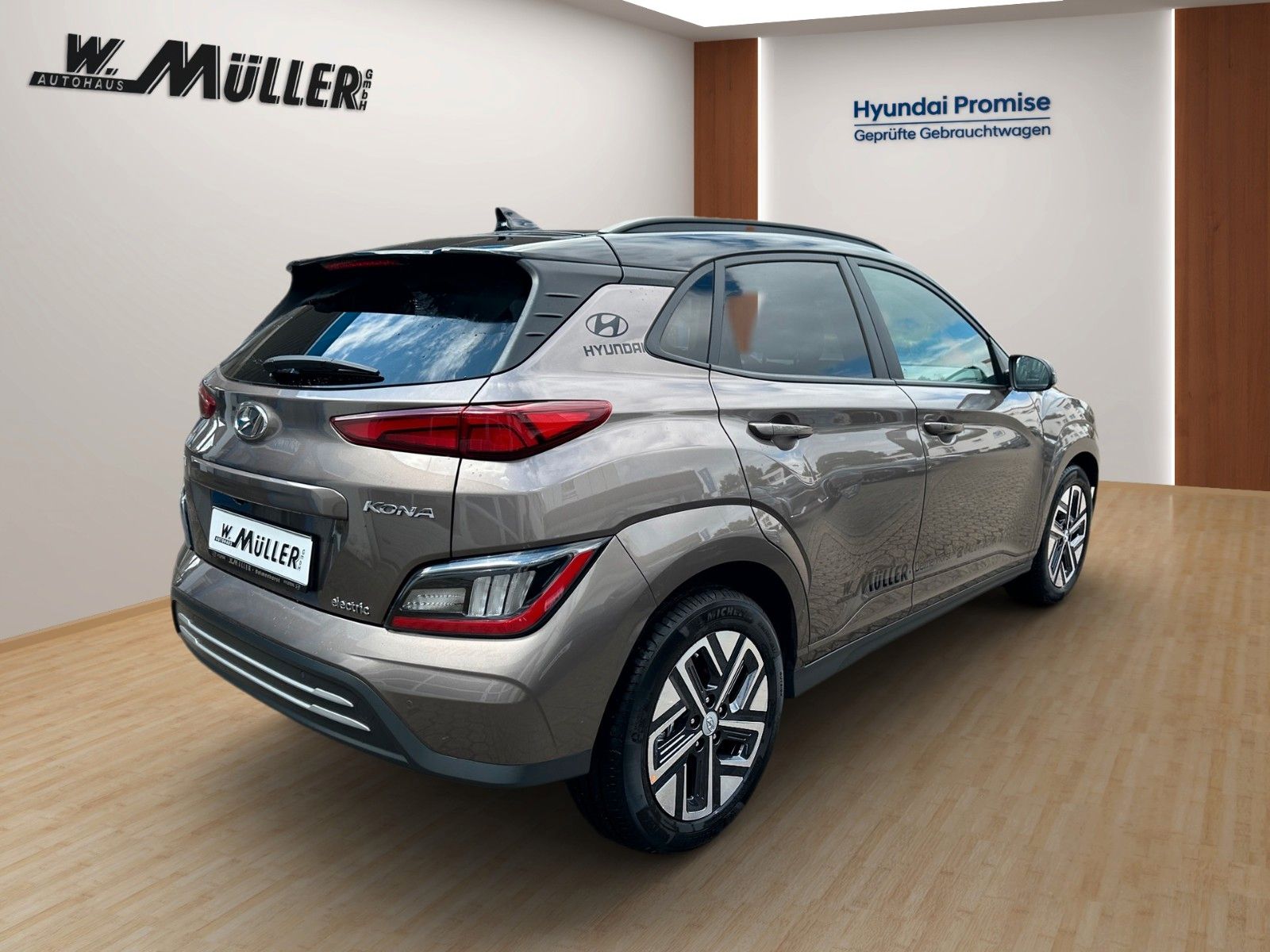 Fahrzeugabbildung Hyundai Kona Elektro  Navi Bluelink Großer Akku