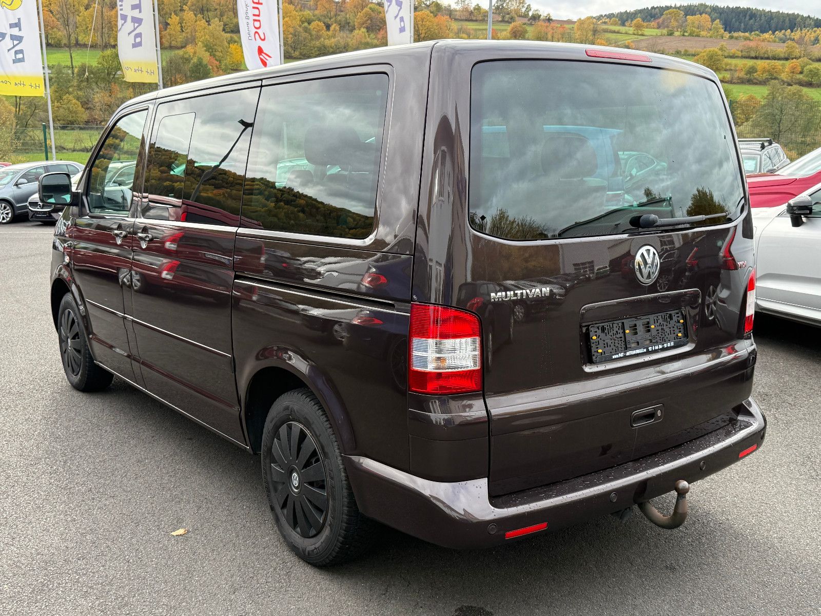 Fahrzeugabbildung Volkswagen T5 Multivan Highline 2.5 TDI AHK GRA Navi PDC