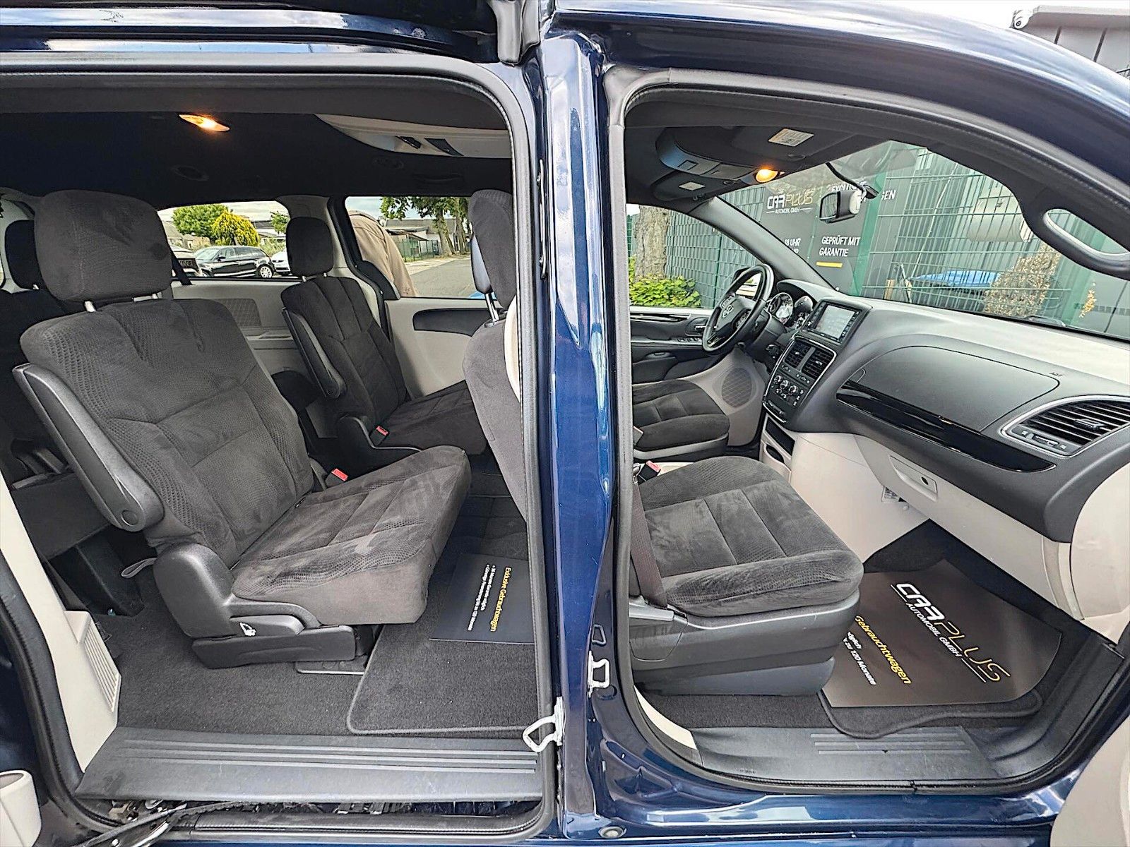 Fahrzeugabbildung Dodge Grand Caravan 3.6 V6 LPG *7 Sitze*Kamera*TÜV NEU