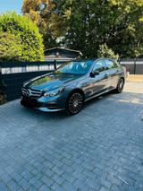 Mercedes-Benz W212 Mercedes Benz E300 CDI Bluetec - Mercedes-Benz E 300: Bluetec