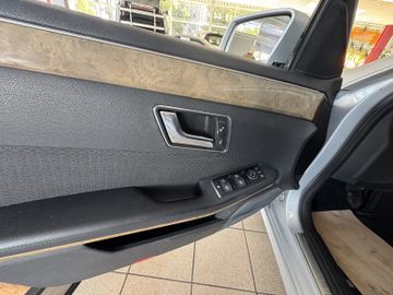 Mercedes E 220 - 9
