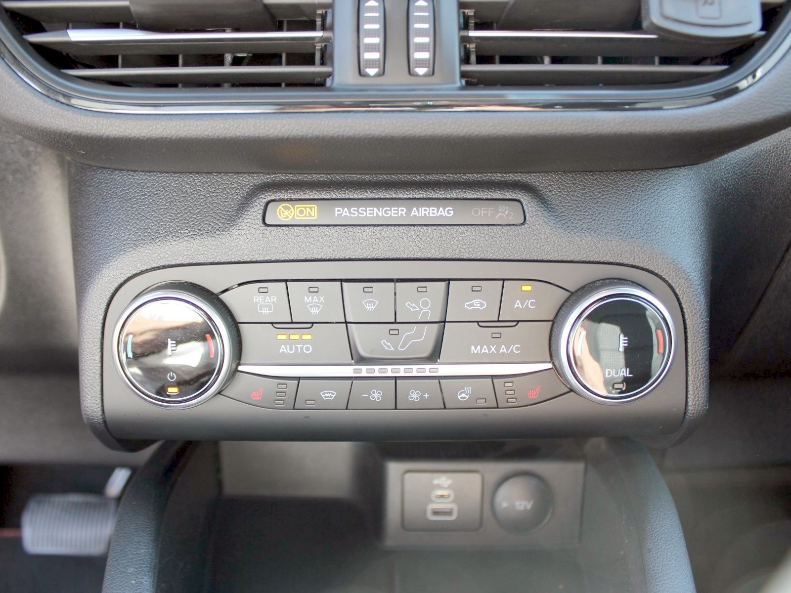 Fahrzeugabbildung Ford Kuga Plug-In Hybrid ST-Line 2,5 Duratec