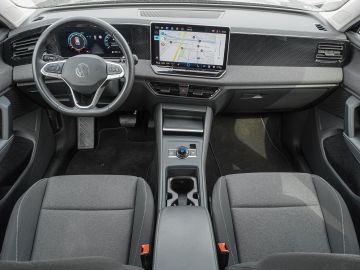 Volkswagen Tiguan - 10