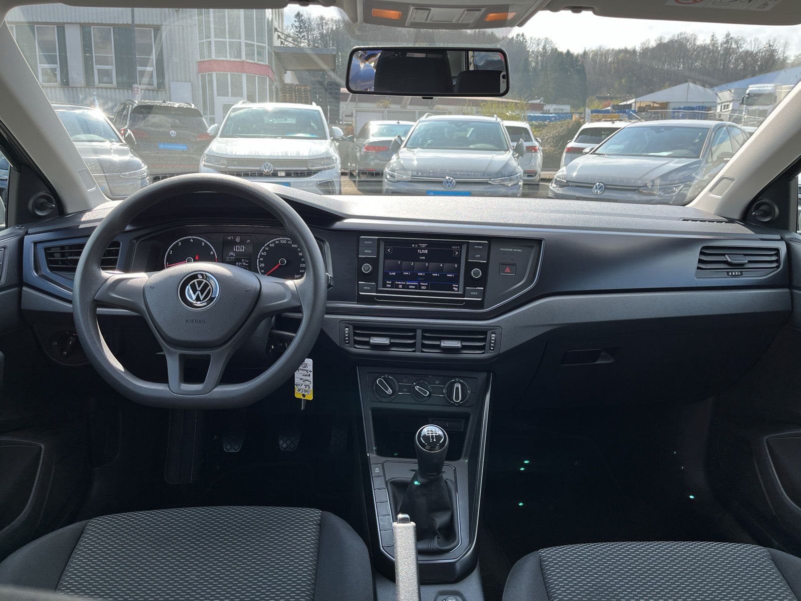 Fahrzeugabbildung Volkswagen Polo 1.0 MPI Trendline KLIMA DAB+