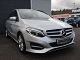 Mercedes-Benz B 200 Urban Style Edition / Kamera - Mercedes-Benz B-Klasse: Kleinbus