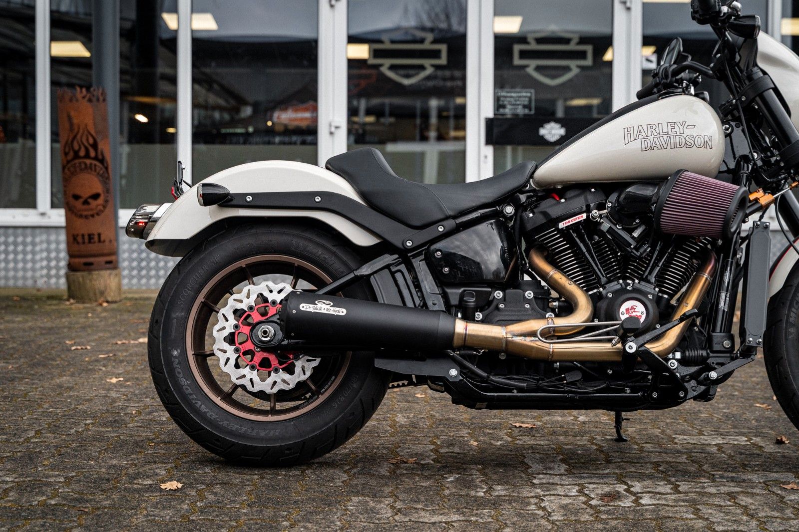 Fahrzeugabbildung Harley-Davidson TORXSTER FXLRS LOW RIDER S 148 CUI - JEKILL&HYDE