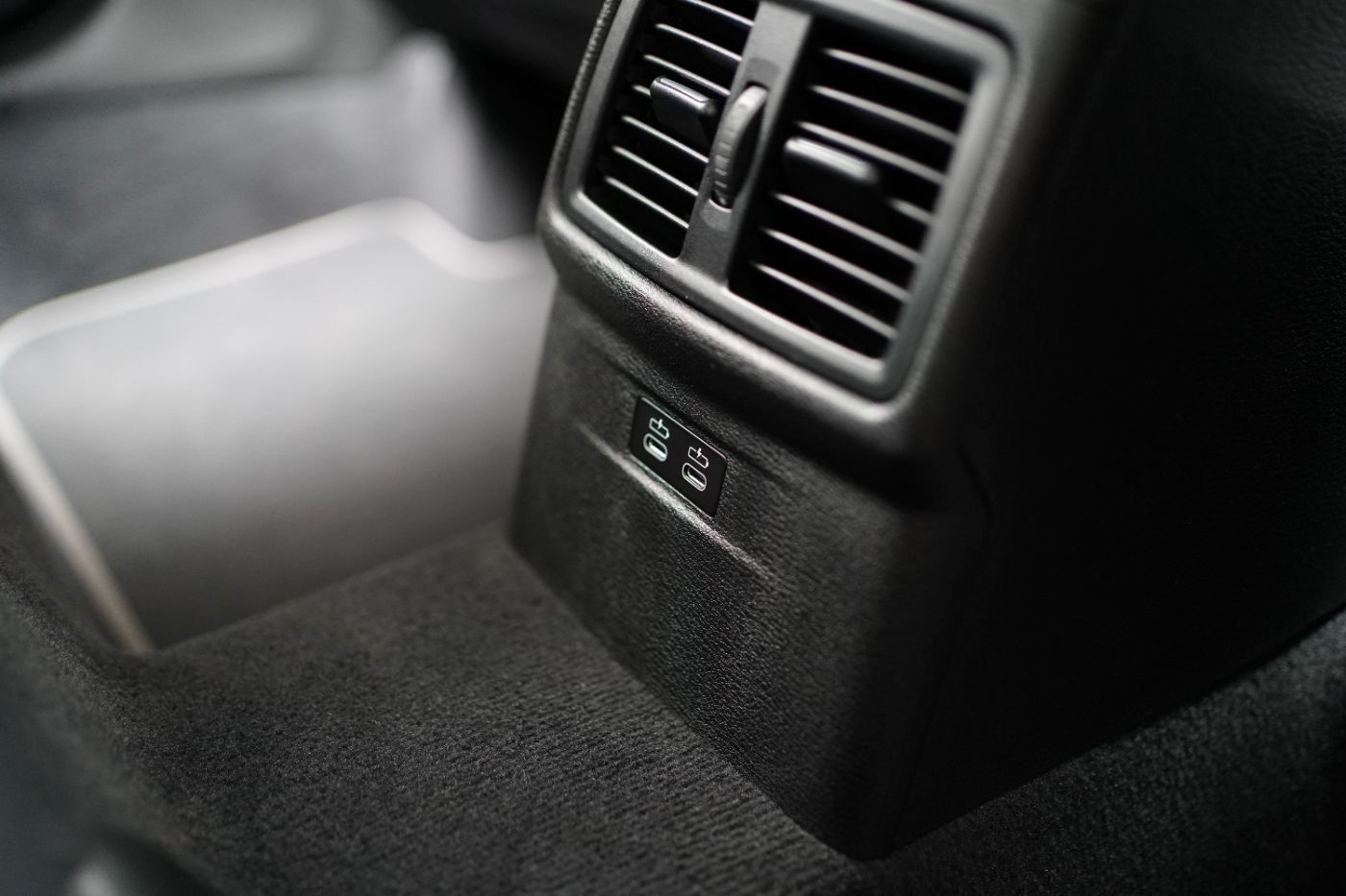 Fahrzeugabbildung BMW X1 xDrive18d xLine +AHK+LED+Parkassist+Navigatio