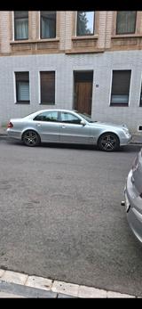 Mercedes-Benz mercedes benz w211 e270 - Mercedes-Benz E 270 aus 2002