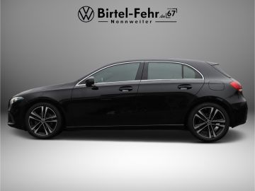 Mercedes-Benz A 180 Panodach Navi Digitales Cockpit Soundsyste