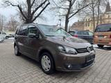 Volkswagen Touran Match,Bi Xen,7 Sitze,Ahk - Volkswagen Touran Match mit Diesel-Antrieb