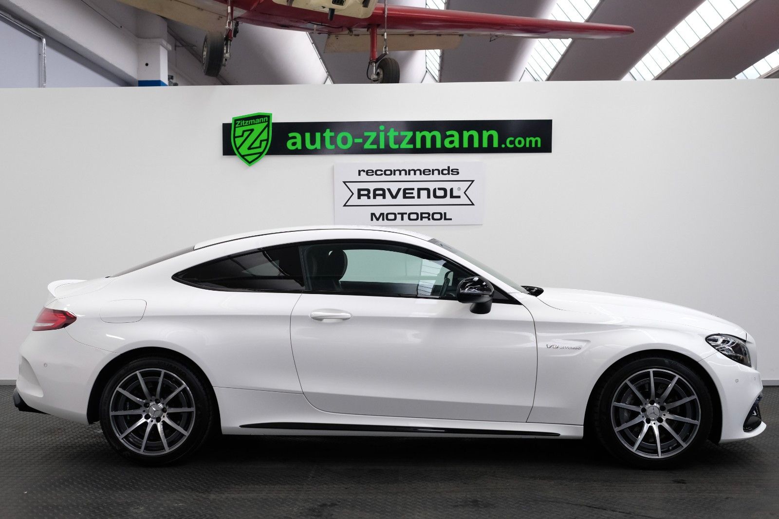 MERCEDES-BENZ C63 AMG COUPE/DEUTSCH/NIGHT-PAKET/FACELIFT
