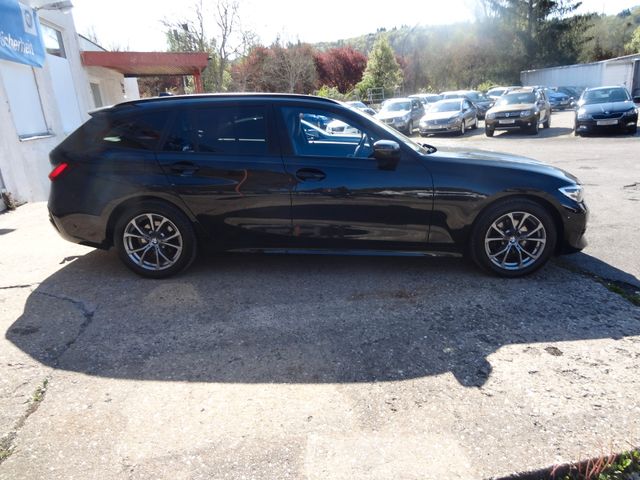 Fahrzeugabbildung BMW 320d xDrive/1.Hand/Virtual/AHK/Leder/Navi/190PS/