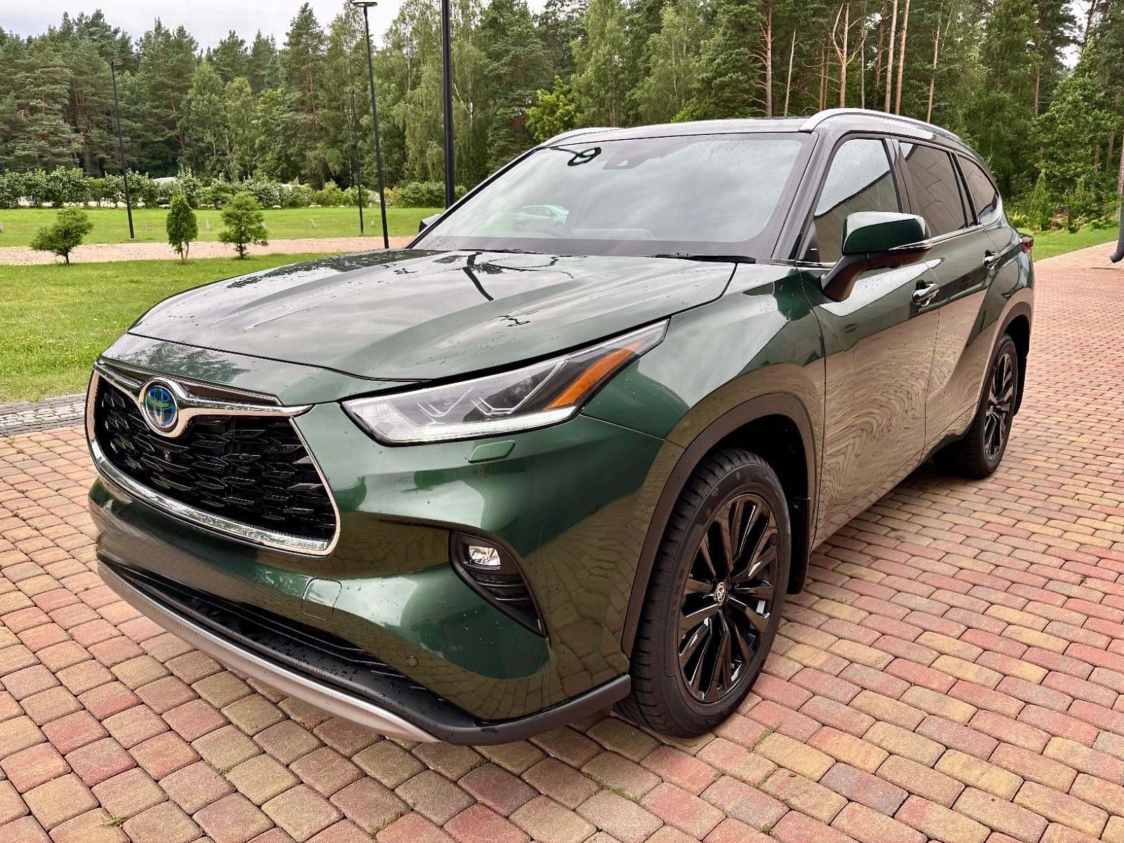 Toyota Highlander Hybrid PREMIU 7Sitz pano H-UP 360 R20