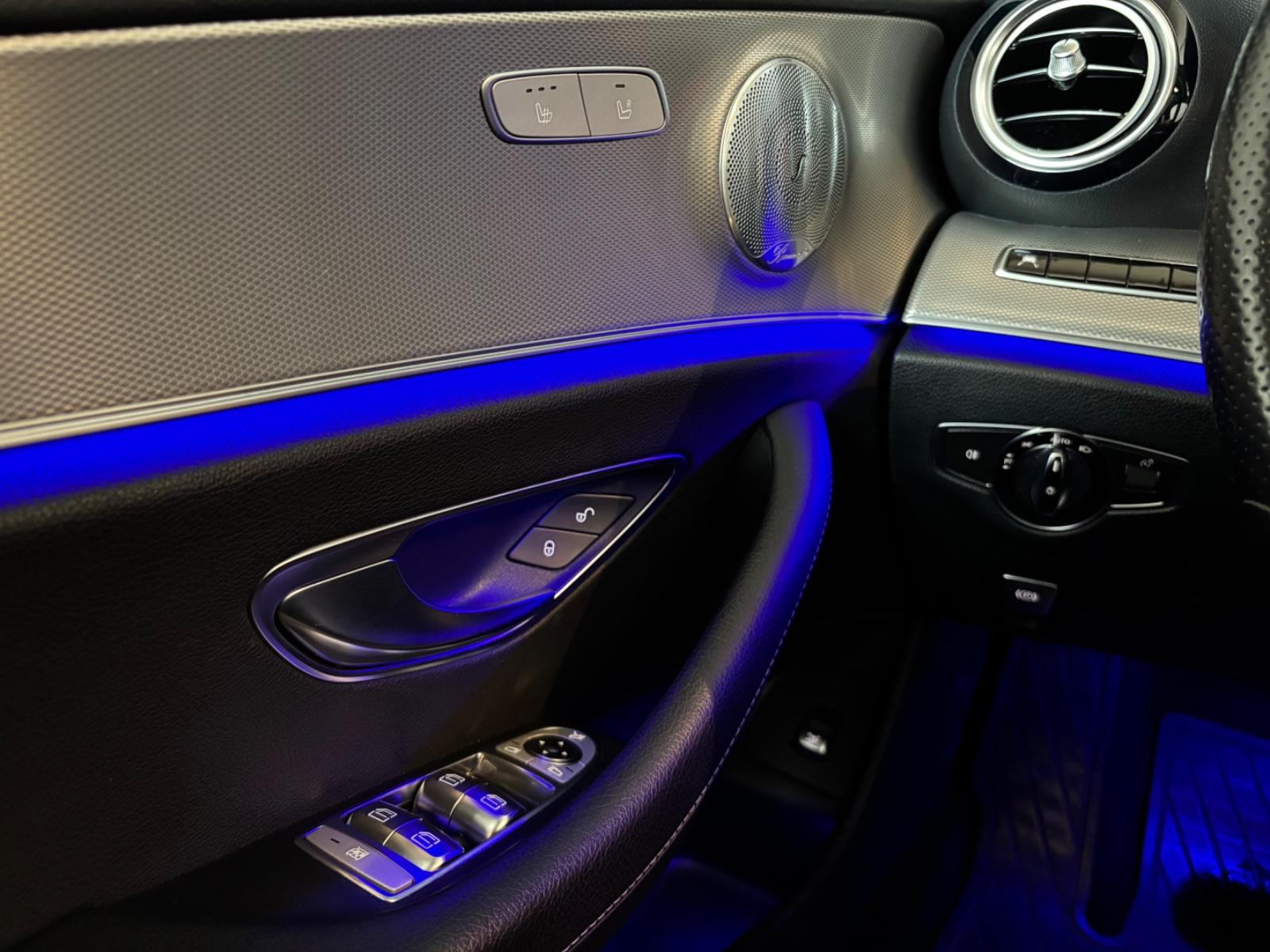 Mercedes-Benz E 220d Automatik,Scheckheft,Burmester,AHK,Navi