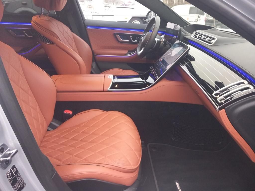 Fahrzeugabbildung Mercedes-Benz S 580 4MATIC Limousine lang AMG*Standh.*Nav**HUD