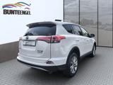 Toyota RAV 4 2,5-I-Hybrid Team Deutschland Kamera - Toyota in Rüsselsheim