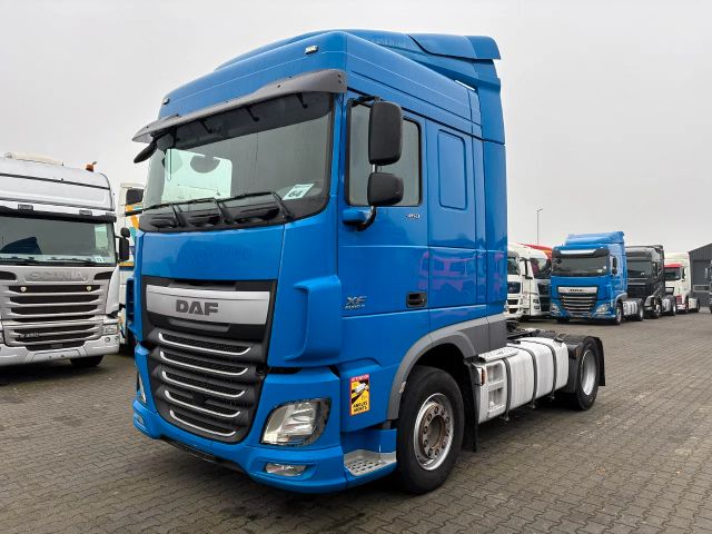 DAF XF 460 Spacecab Retarder Euro 6