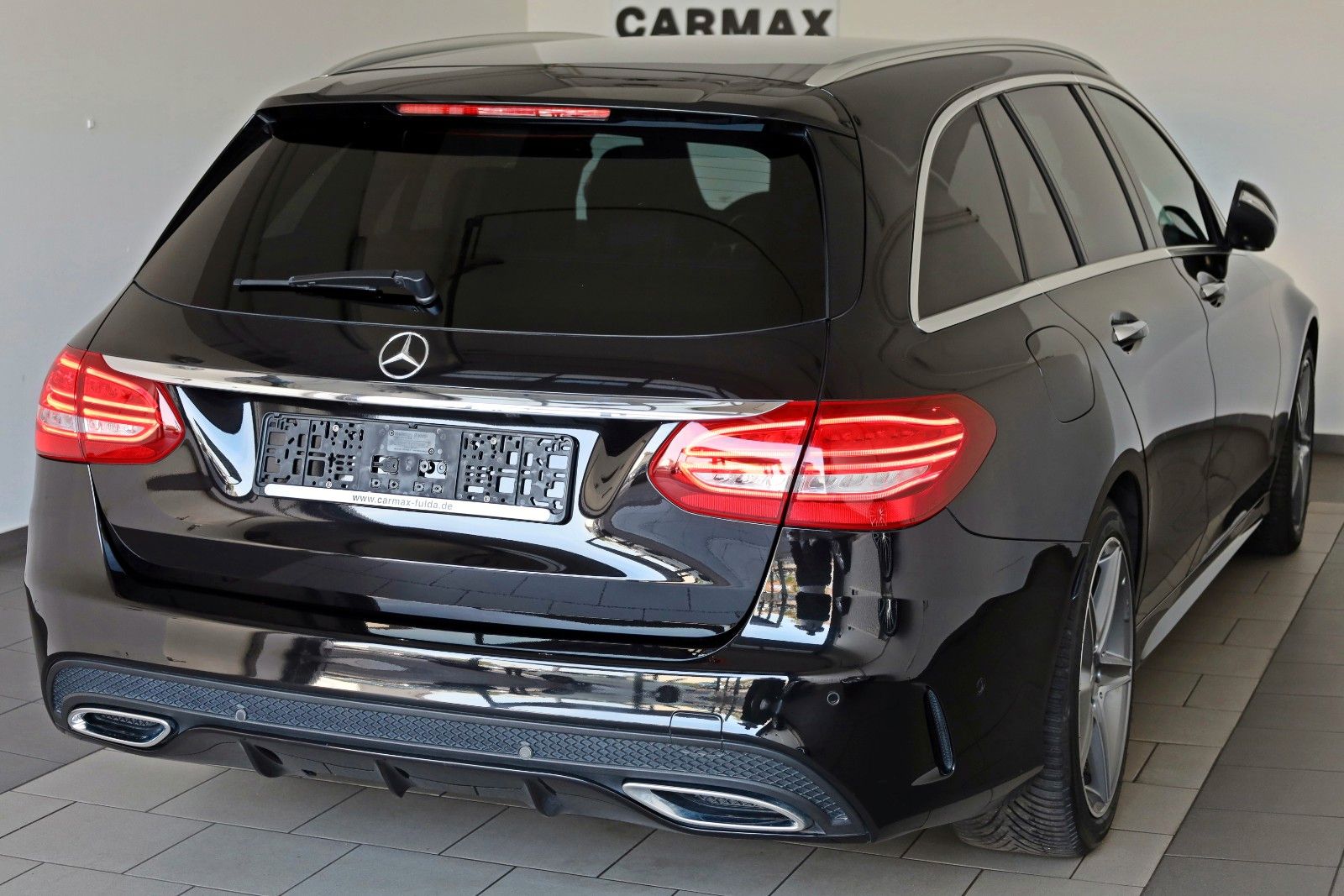 Fahrzeugabbildung Mercedes-Benz C 220d T, AMG Line,HeadUp,ACC,Keyless,Burmester