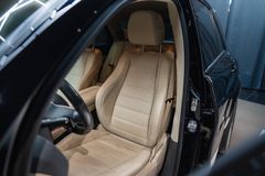 MERCEDES-BENZ GLE 350 d 4Matic*BURM*SITZKLIMA*DISTRO*AHK*AIRMA