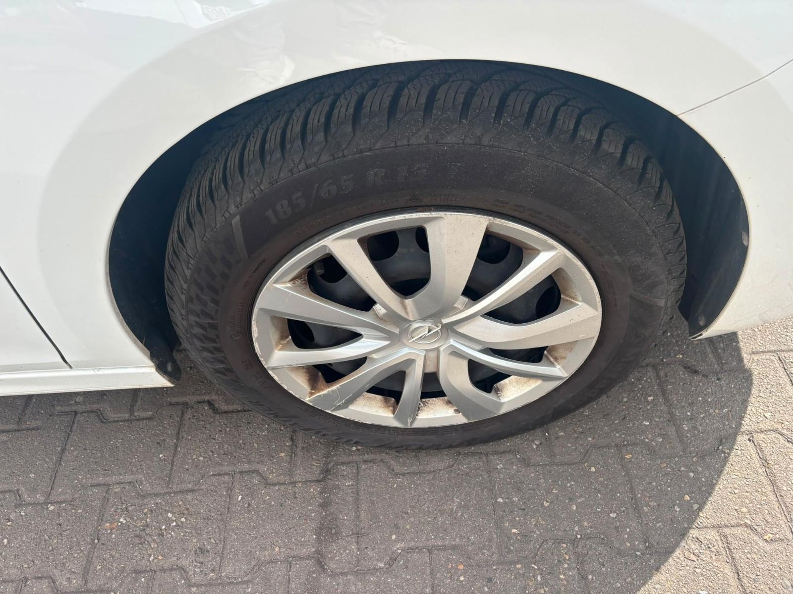 Opel Corsa F Edition