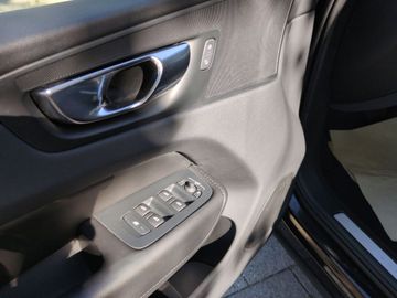 Volvo XC60 - 10