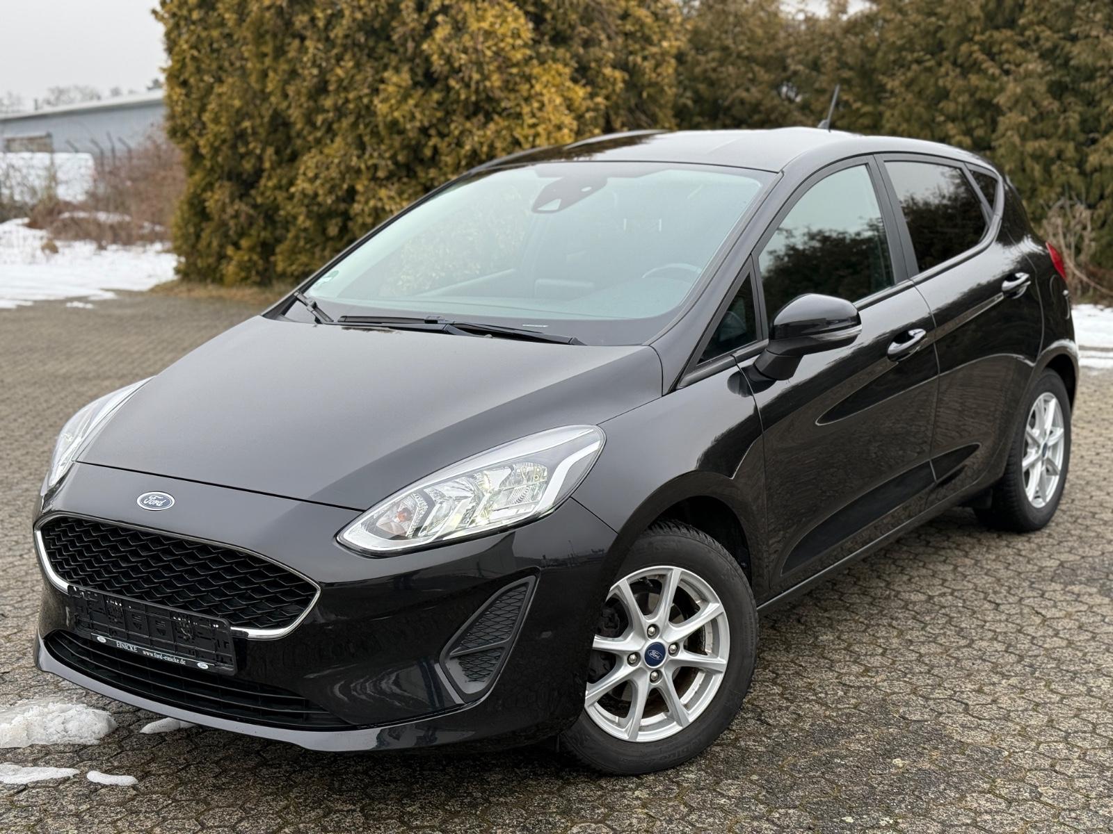 Ford Fiesta Cool & Connect * NAVI * SITZHEIZUNG * LED
